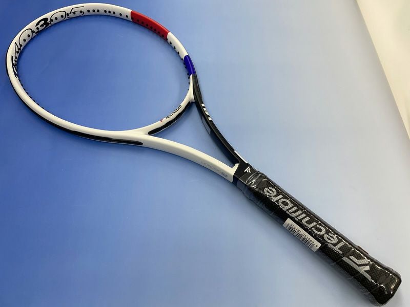 訳ありOUTLET】 テクニファイバー(Tecnifibre) テニスラケット TF40